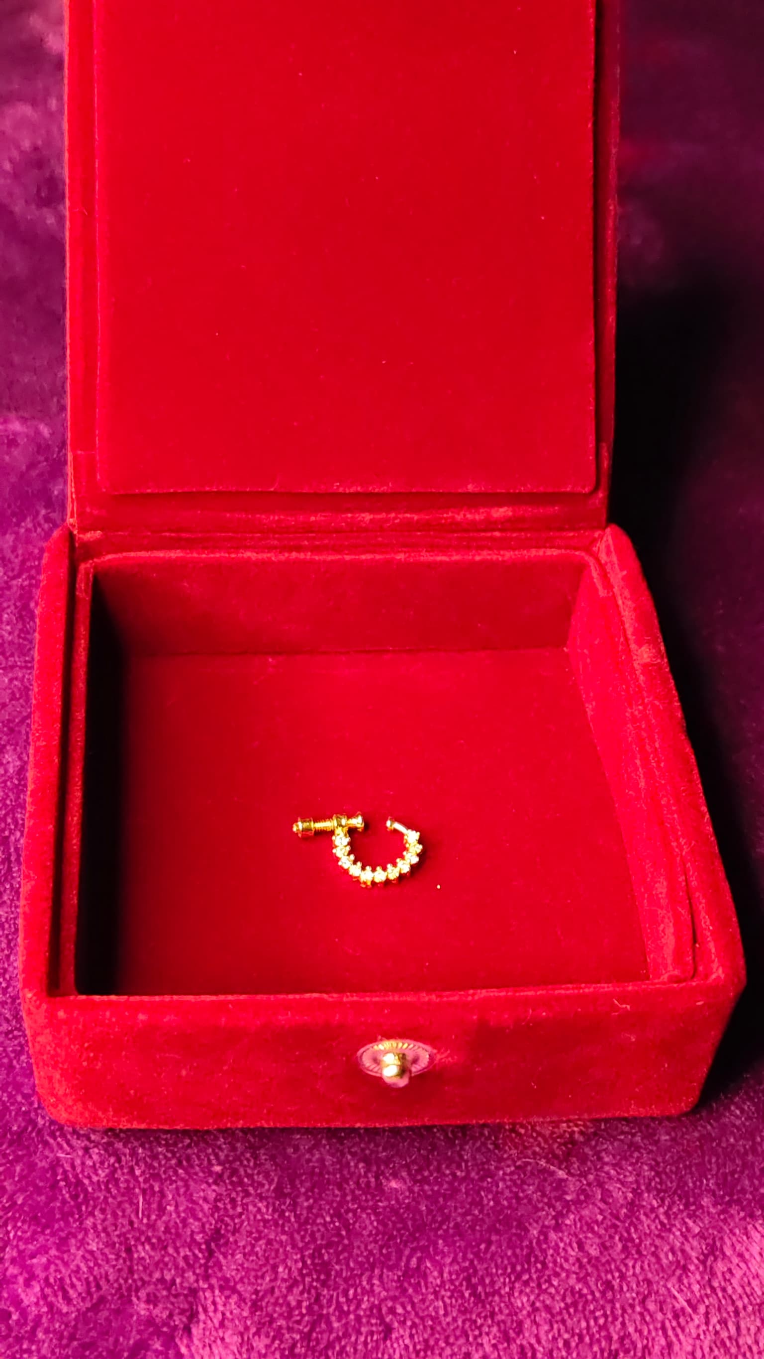Sparkling nose ring with velvet box thumbnail 4
