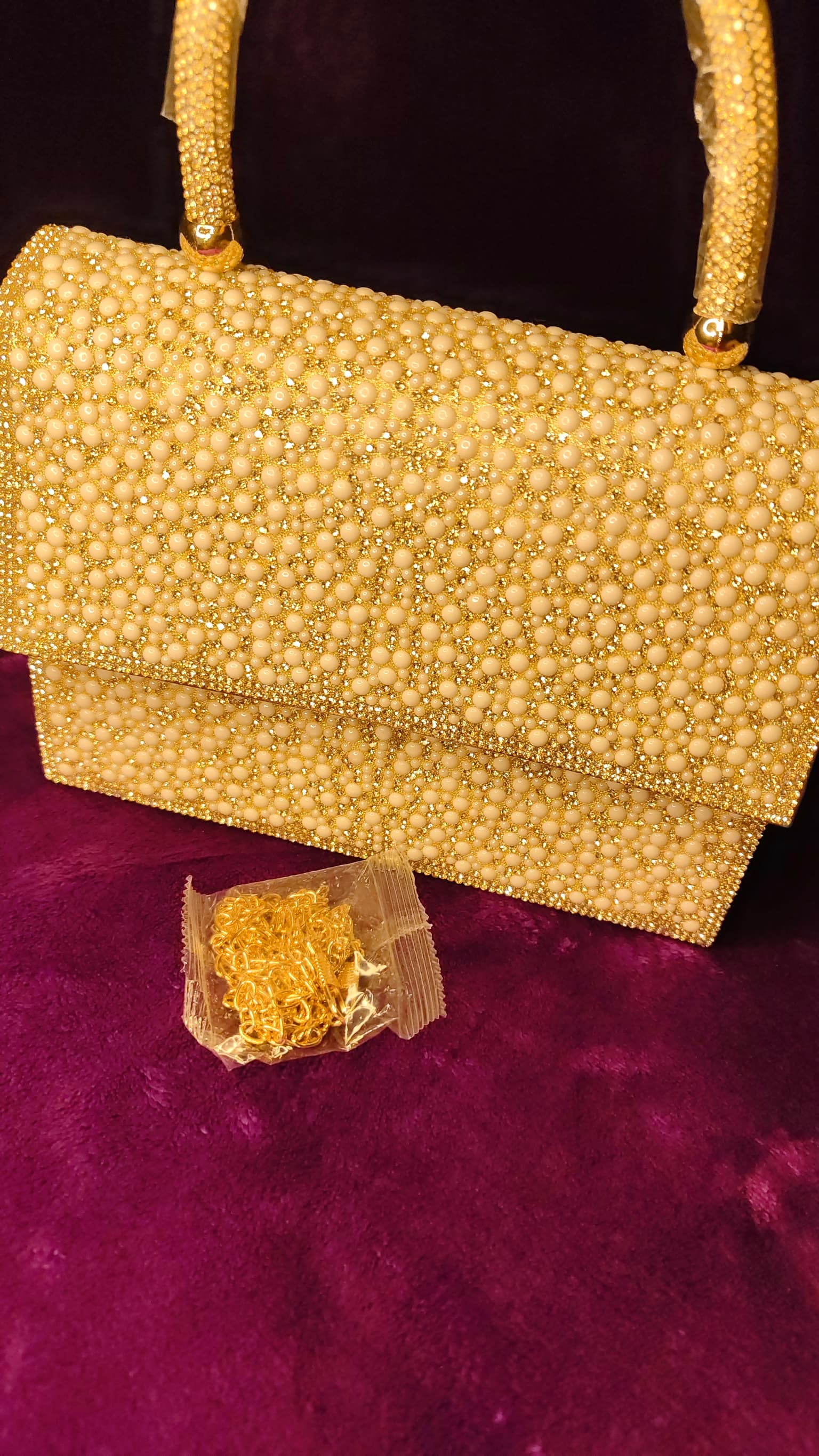 Pearly Golden Clutch thumbnail 7